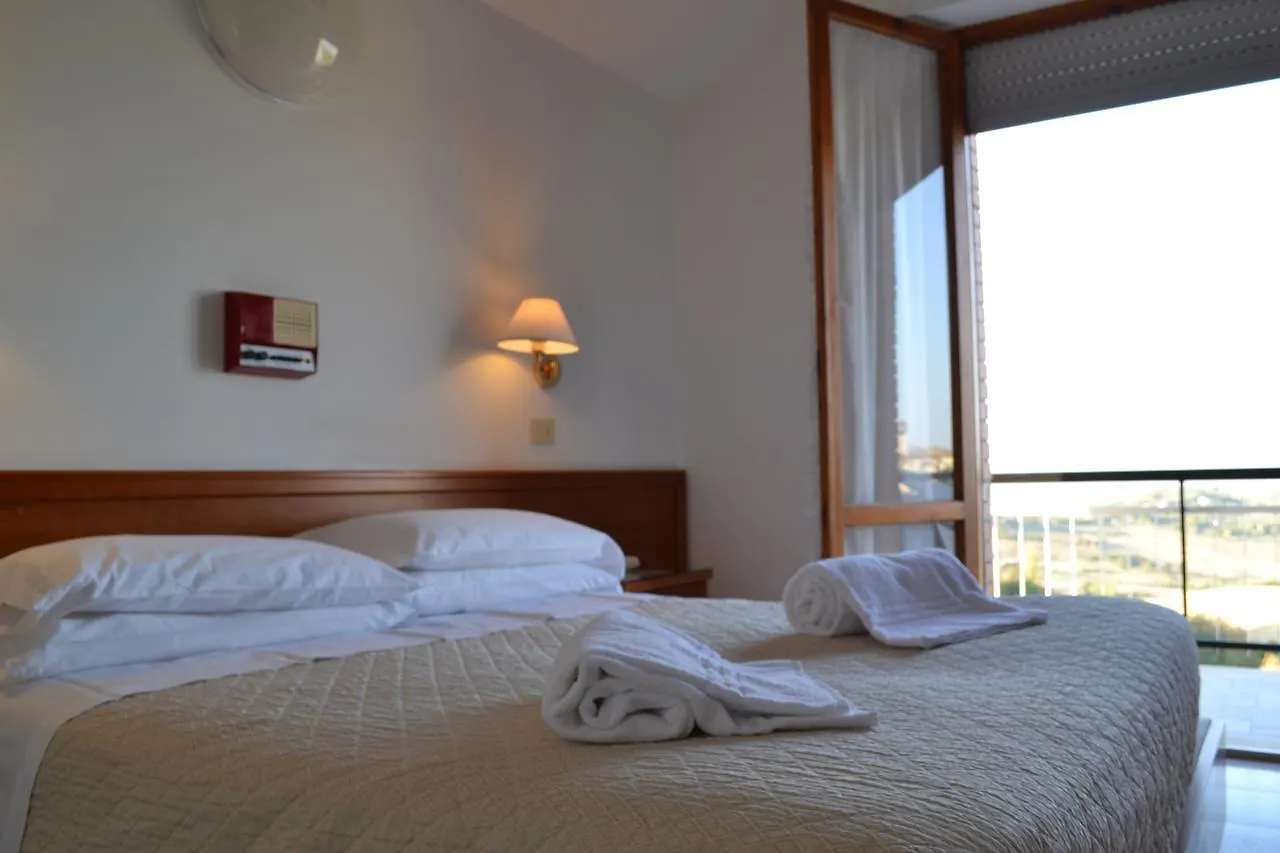 Hotel Universo Chianciano Terme Italia